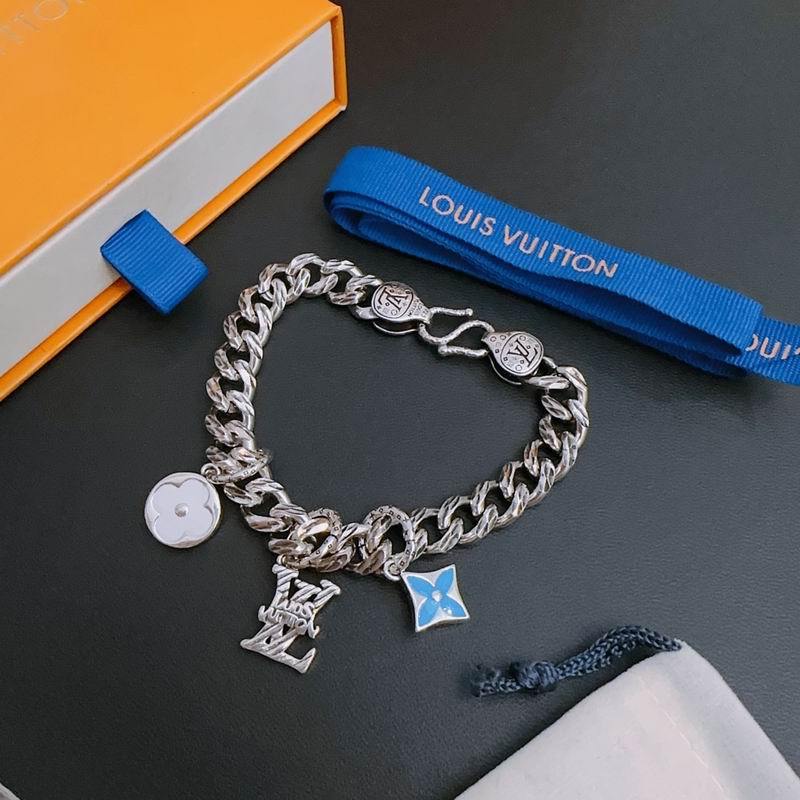 LV Bracelets 288